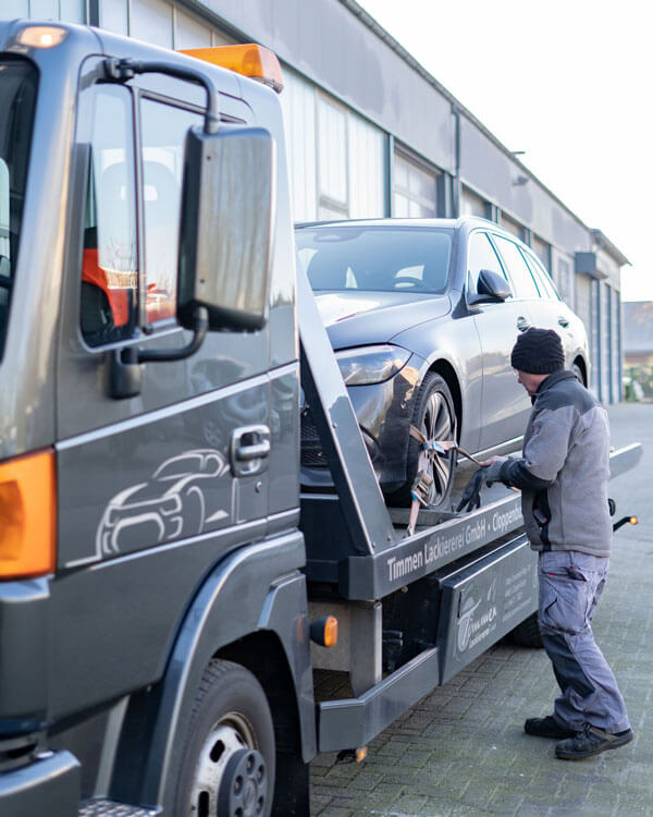 Abschleppen KFZ für Unfallinstandsetzung